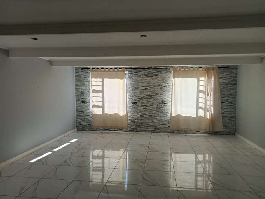 3 Bedroom Property for Sale in Beacon Bay Eastern Cape